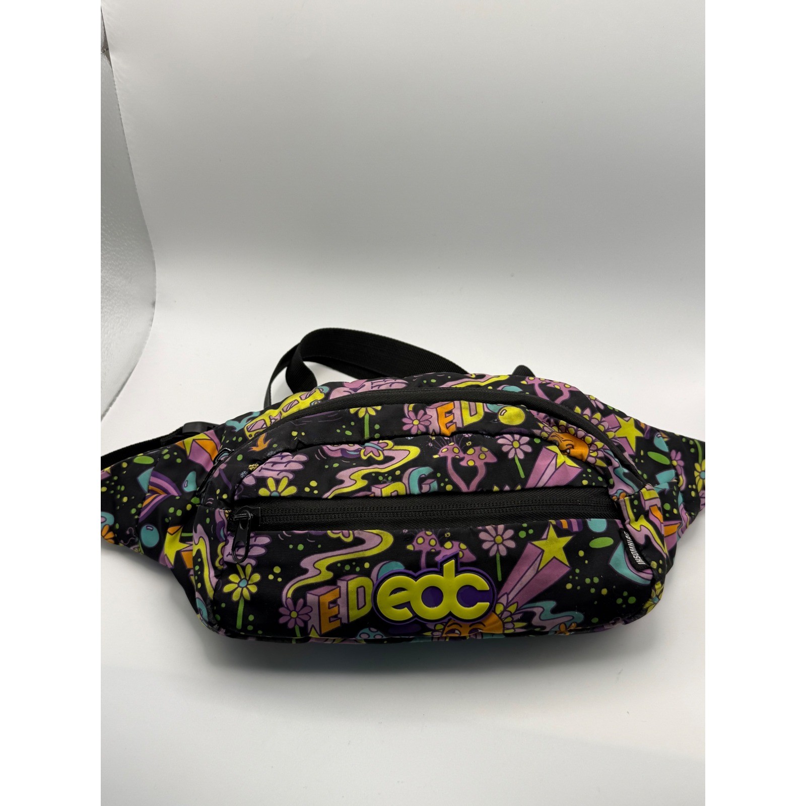 Insomniac EDC Electric Daisy Carnival Psychedelic Mushroom Fanny Pack Black