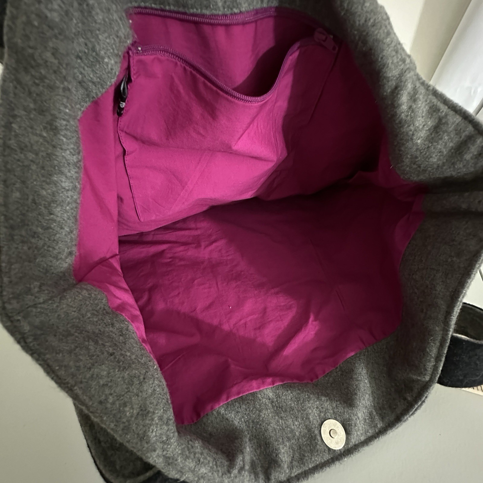 Gray Felt Floral Applique Tote Bag Magenta Flower Large Shoulder Bag Handcrafted