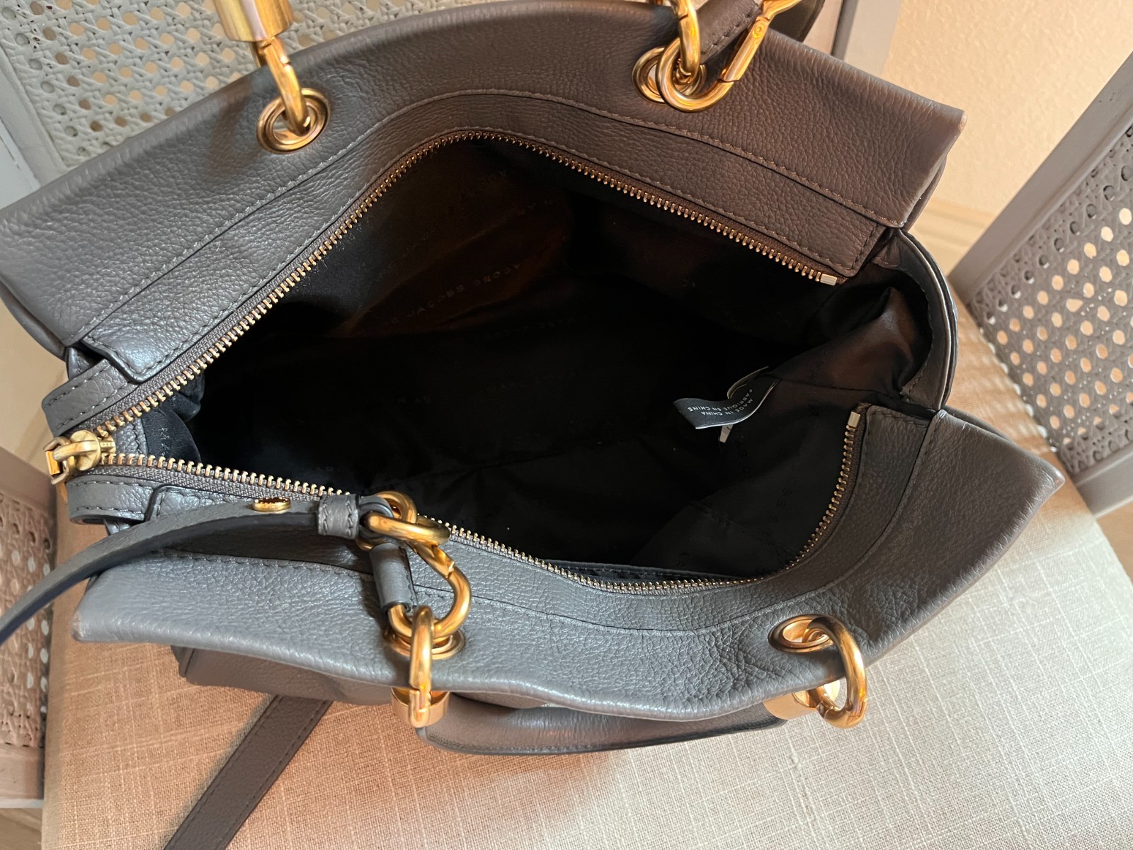 Preowned Marc By Marc Jacobs Too Hot To Handle Satchel Bag Handbag – Gray