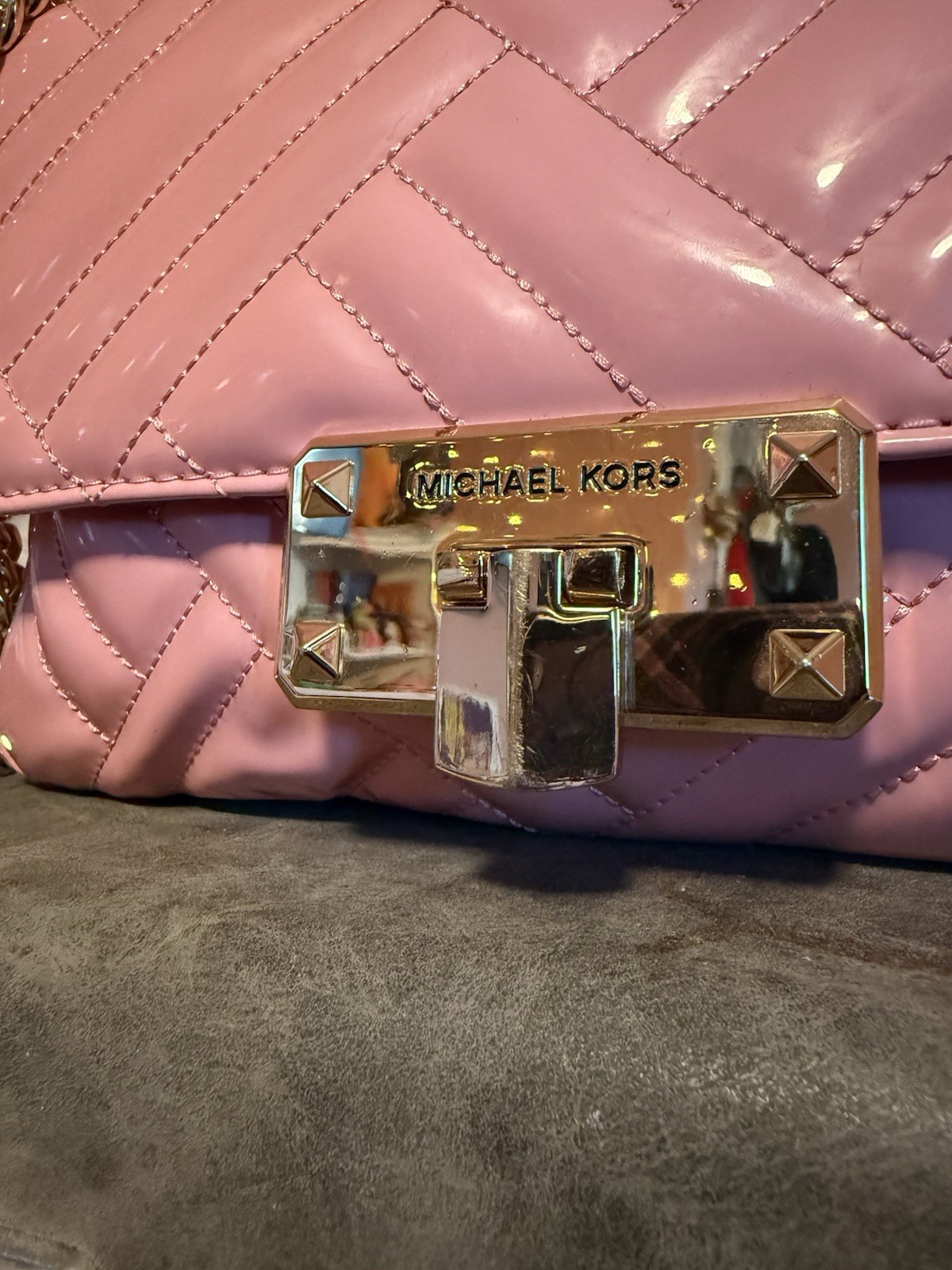 Michael Kors Pink Quilted Shoulder Bag Gold Chain Strap Push Lock, Inner Pockets