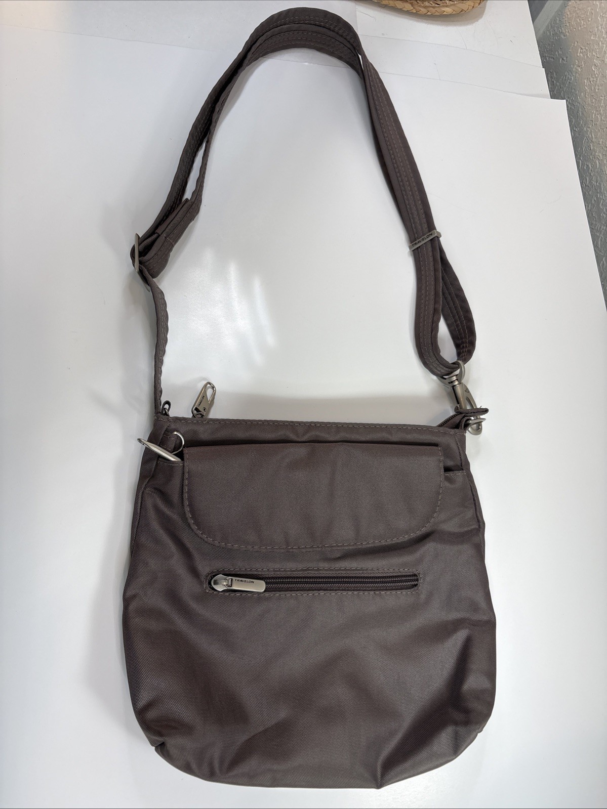 Travelon Crossbody Anti Theft Mini Shoulder Bag RFID Blocking Travel Purse 42459