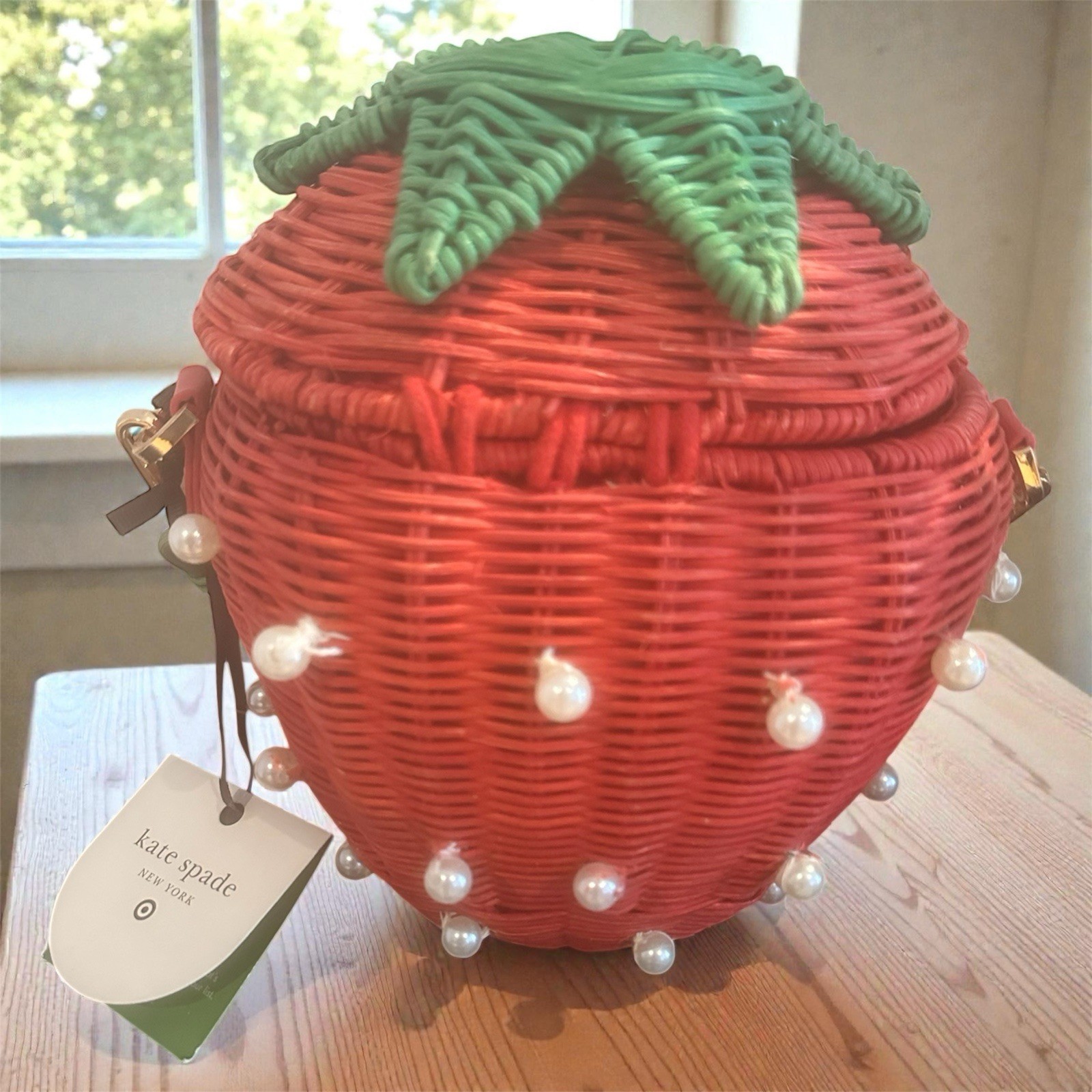 Limited Kate Spade x Target – BRAND NEW Pearl Embellished Strawberry Bucket Bag