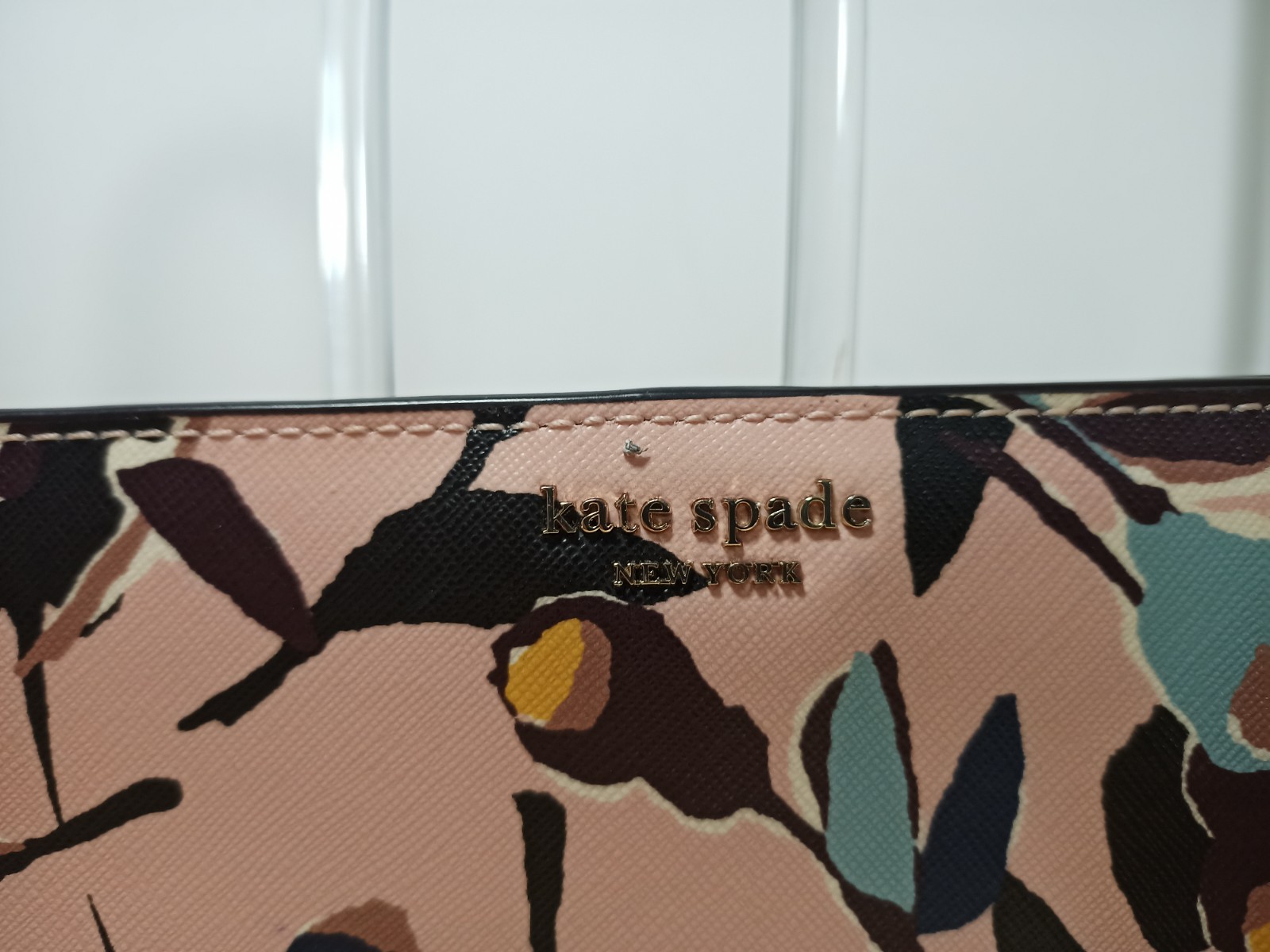 Kate Spade Stacie Flower Small Multi Color Jaquard Leather Gold Plated