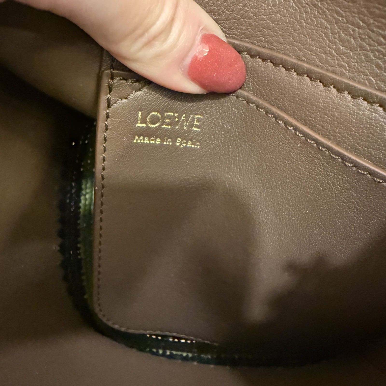 $2,500 BNWT LOEWE x Paula’s Ibiza Mini Pebble Suede & Raffia Bucket Bag