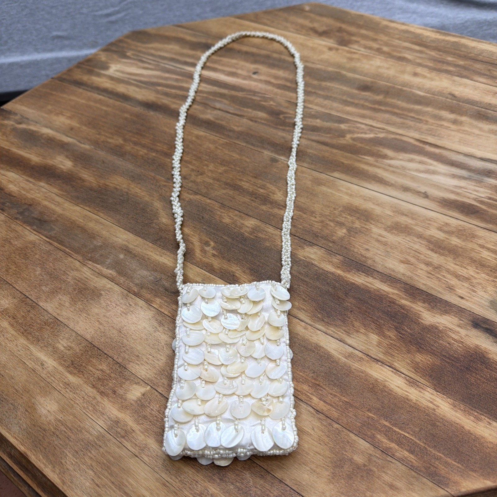 White Shell “mother Of Pearl” Beaded Bag Small Accessories Purse