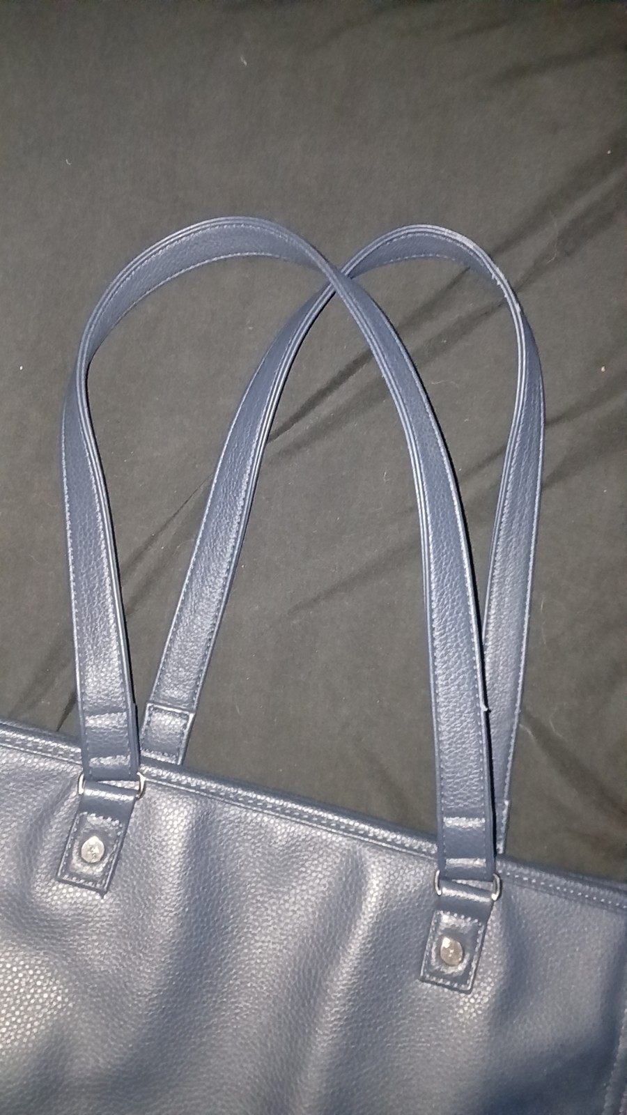 Dark blue faux leather Cindy tote by Thirty-One Diamond Pattern