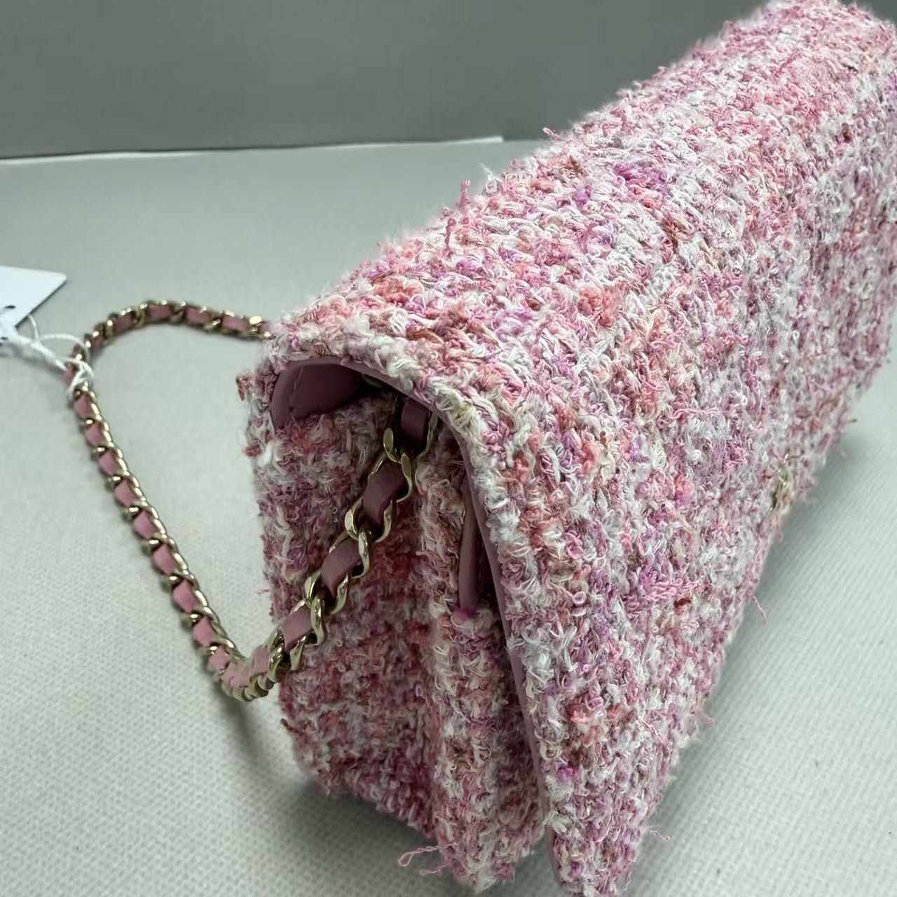 AUTH Chanel Classic Flap Pink Multicolor Tweed Gold‑Tone Interlocking CC Chain/