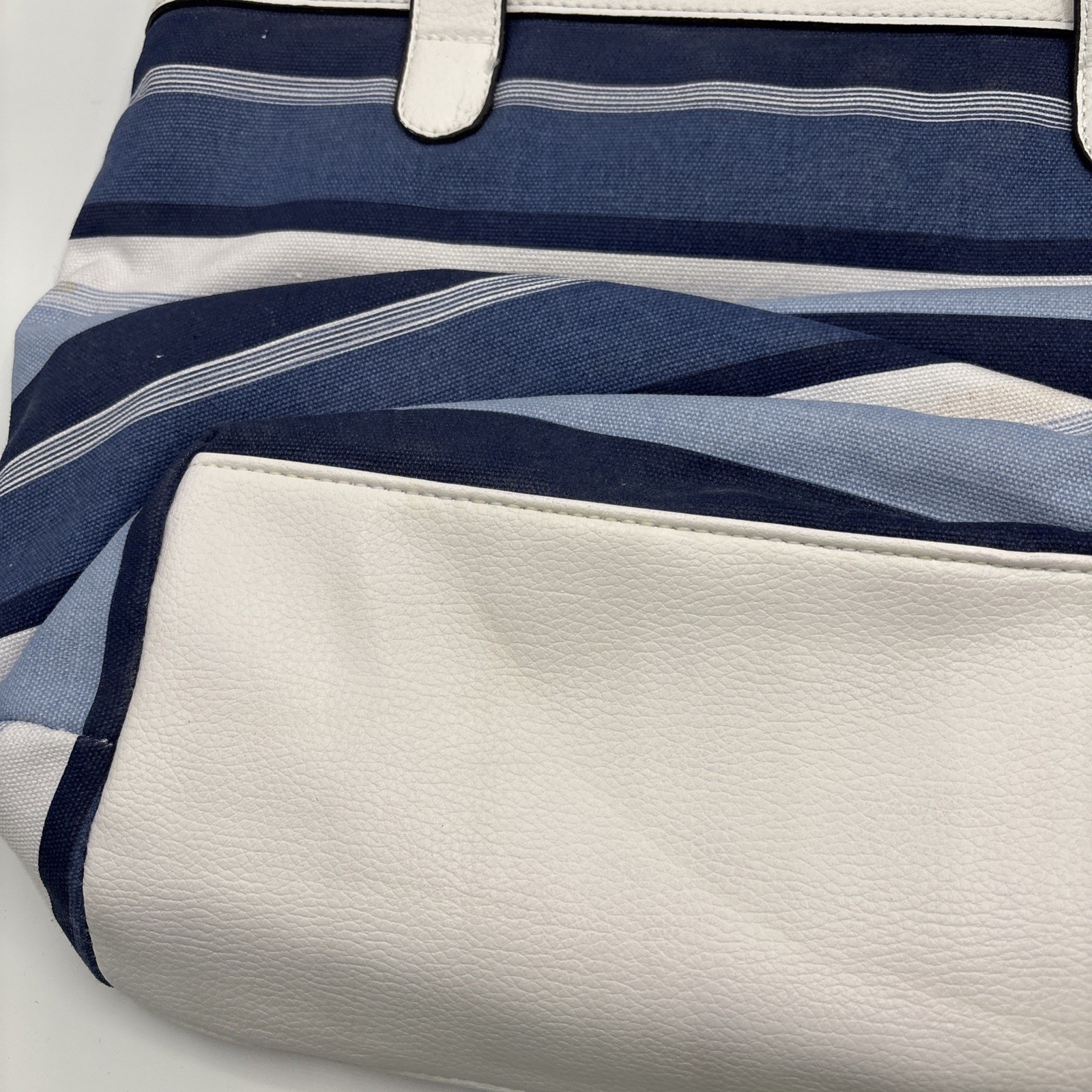 Croft & Barrow Essentials Handbag Purse Tote Striped New *READ*
