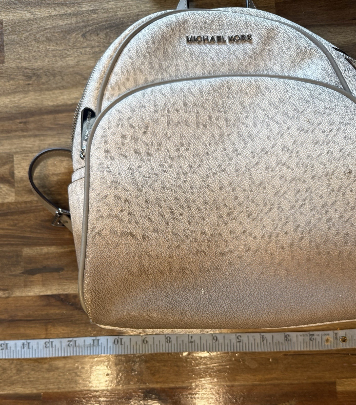 Michael Kors Women’s Medium Backpack Purse Gray Ivory Ombré