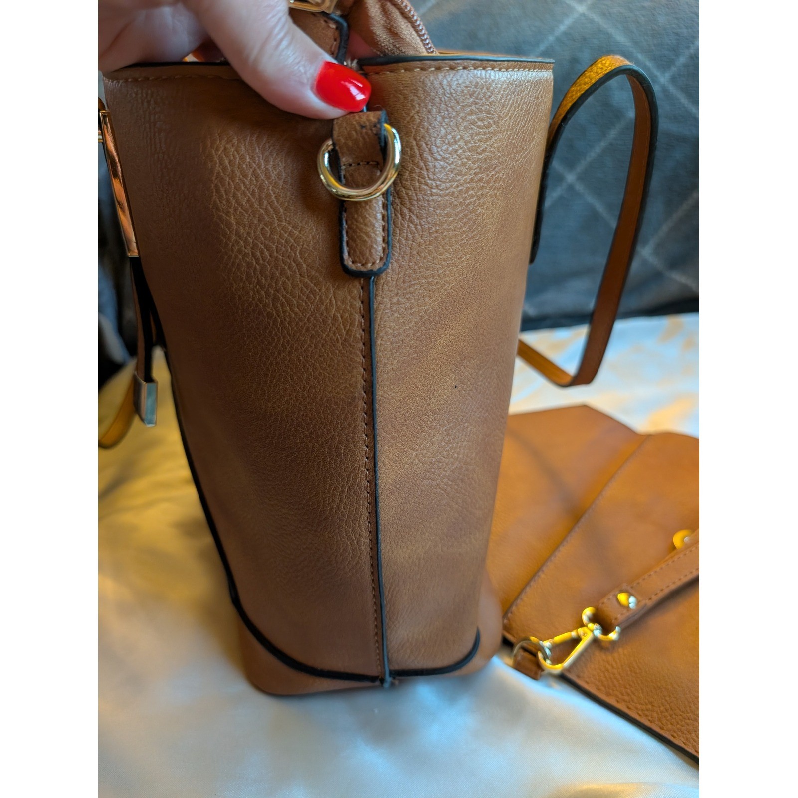 Winking Teddy Bear Tote Bag & Matching Wristlet Set Brown Vegan Leather EUC