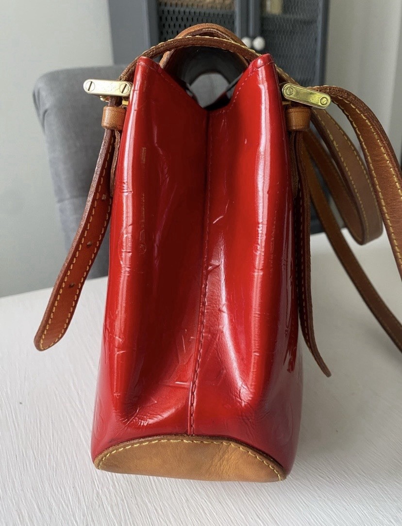 Louis Vuitton Red Monogram Vernis Biscayne Bay GM Shoulder Patent Bag RARE