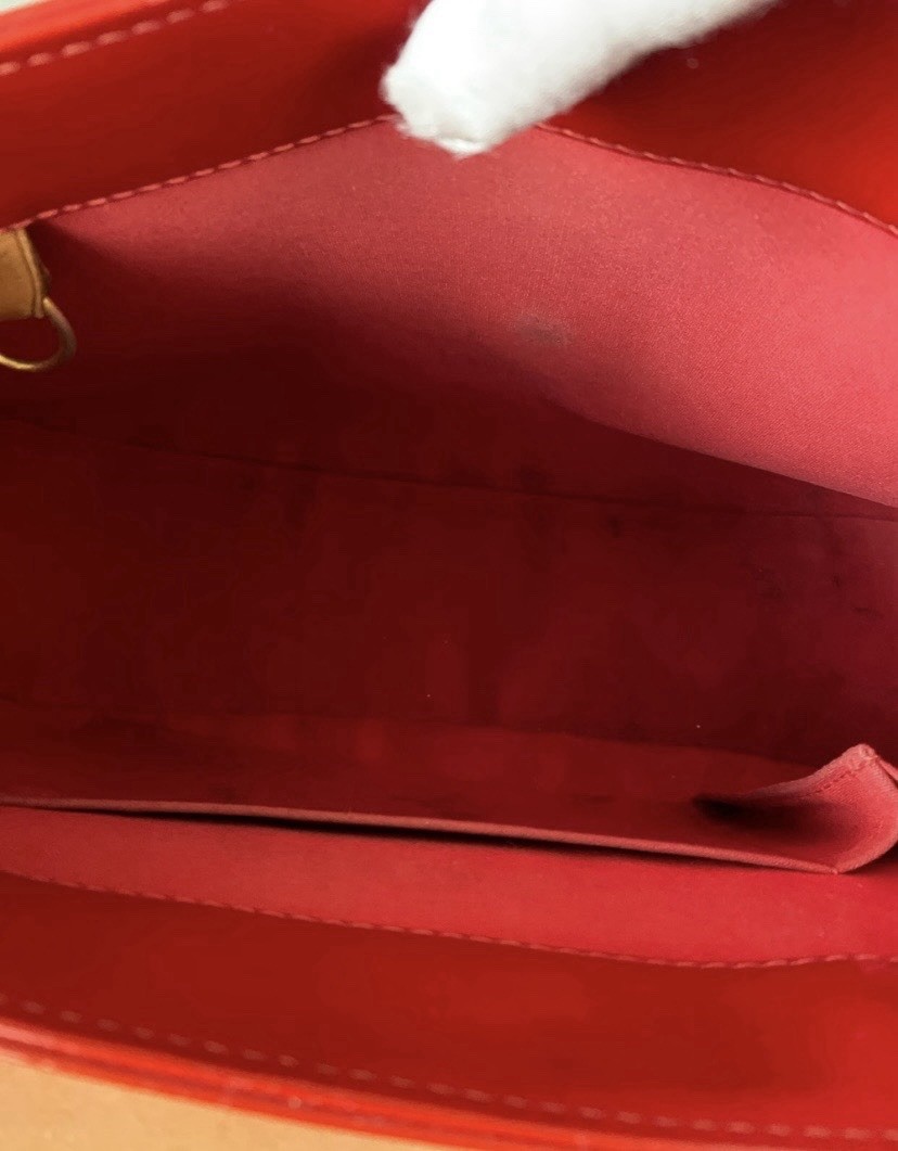 Louis Vuitton Red Monogram Vernis Biscayne Bay GM Shoulder Patent Bag RARE