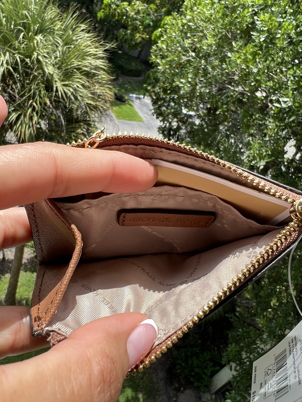 Michael Kors Jet Set Travel Small Leather Top Zip Coin Pouch Luggage/Gold Tone