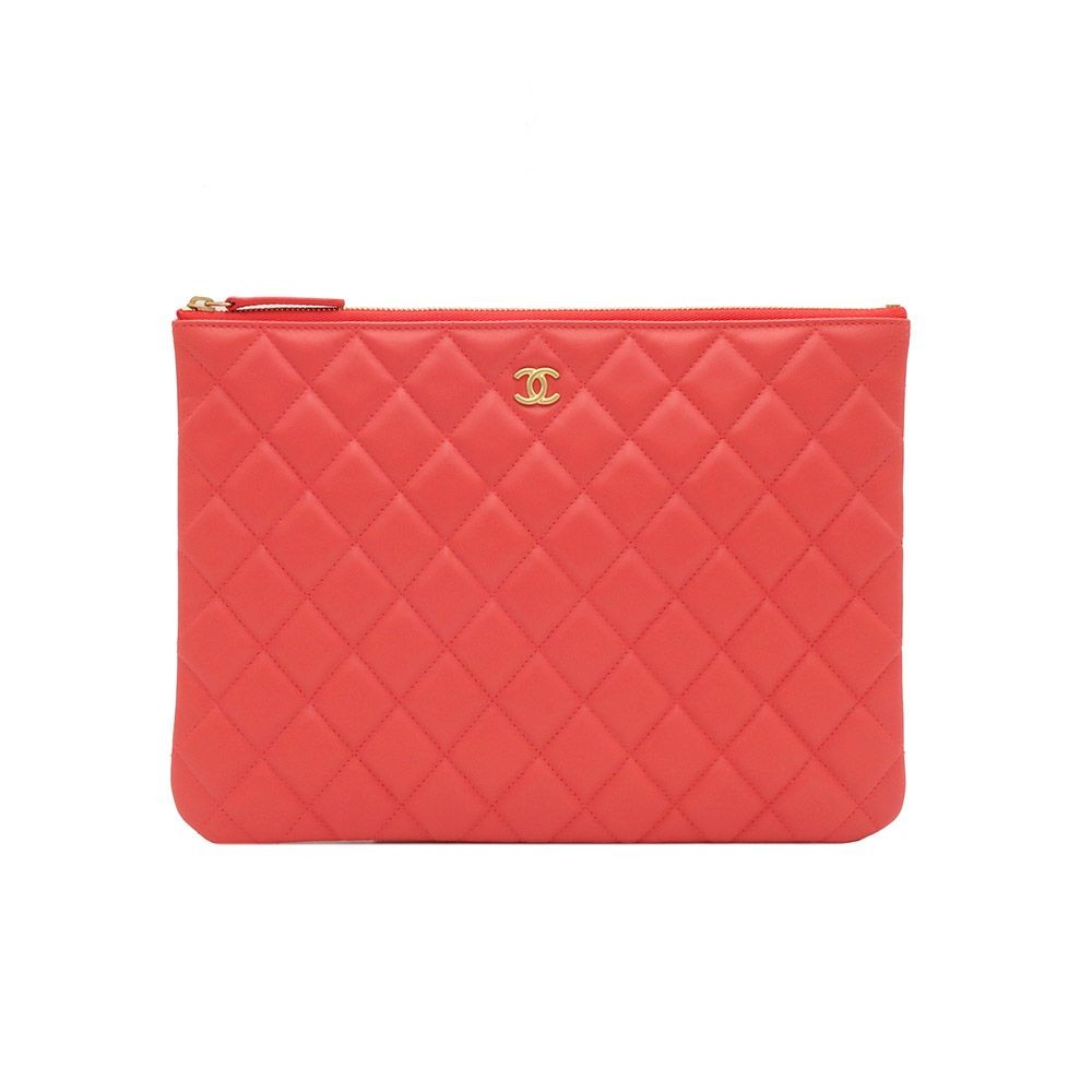 CHANEL Red Classic Lamb New Medium Gold Clutch 27 Series / A82545 134114280 [P]