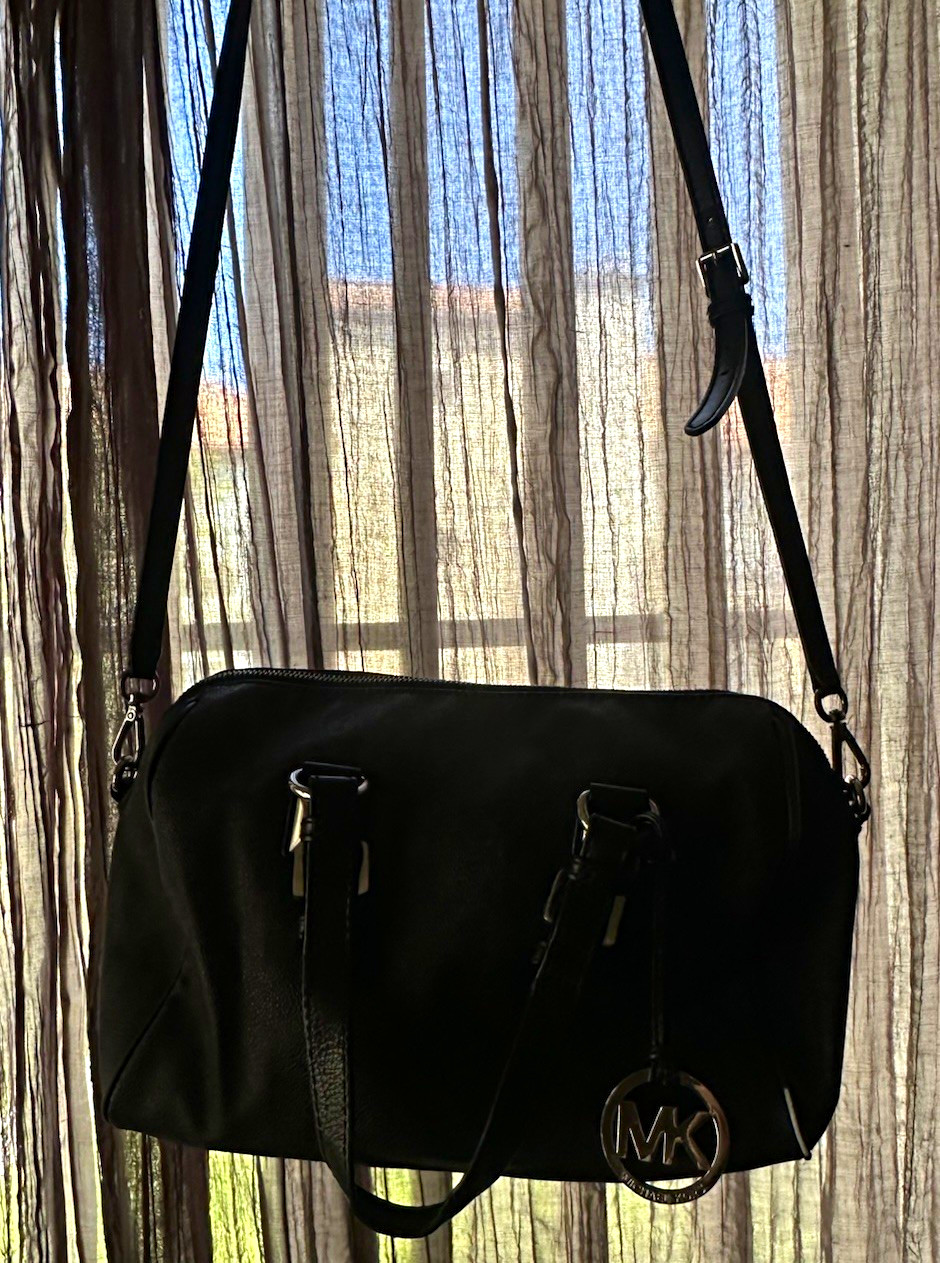 Michael Kors Black Pebbled Zip Crossbody Bag w/ Logo Charm, Lined, Medium