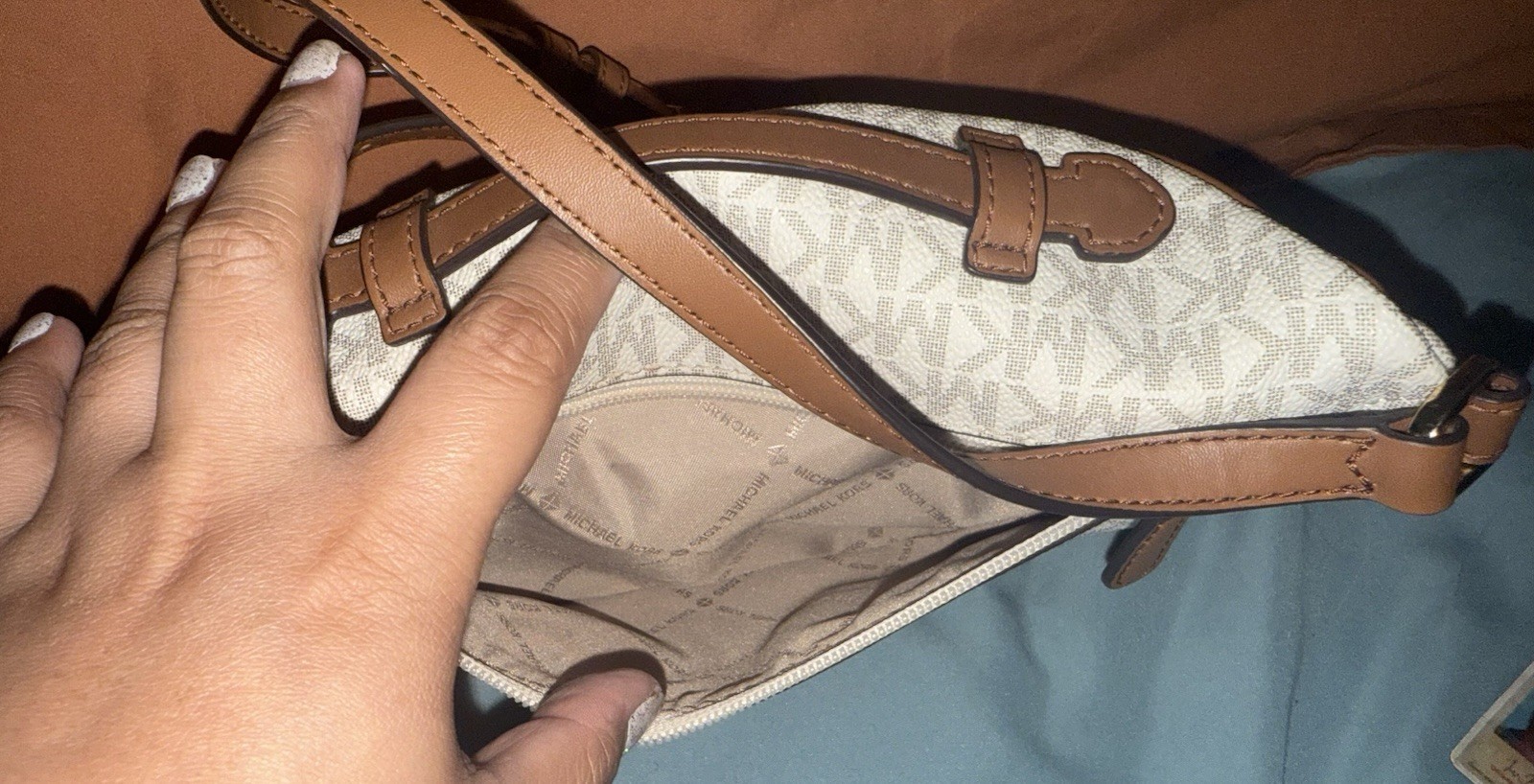 Michael Kors Damen Erin XS Waistpack Crossbody Vanilla