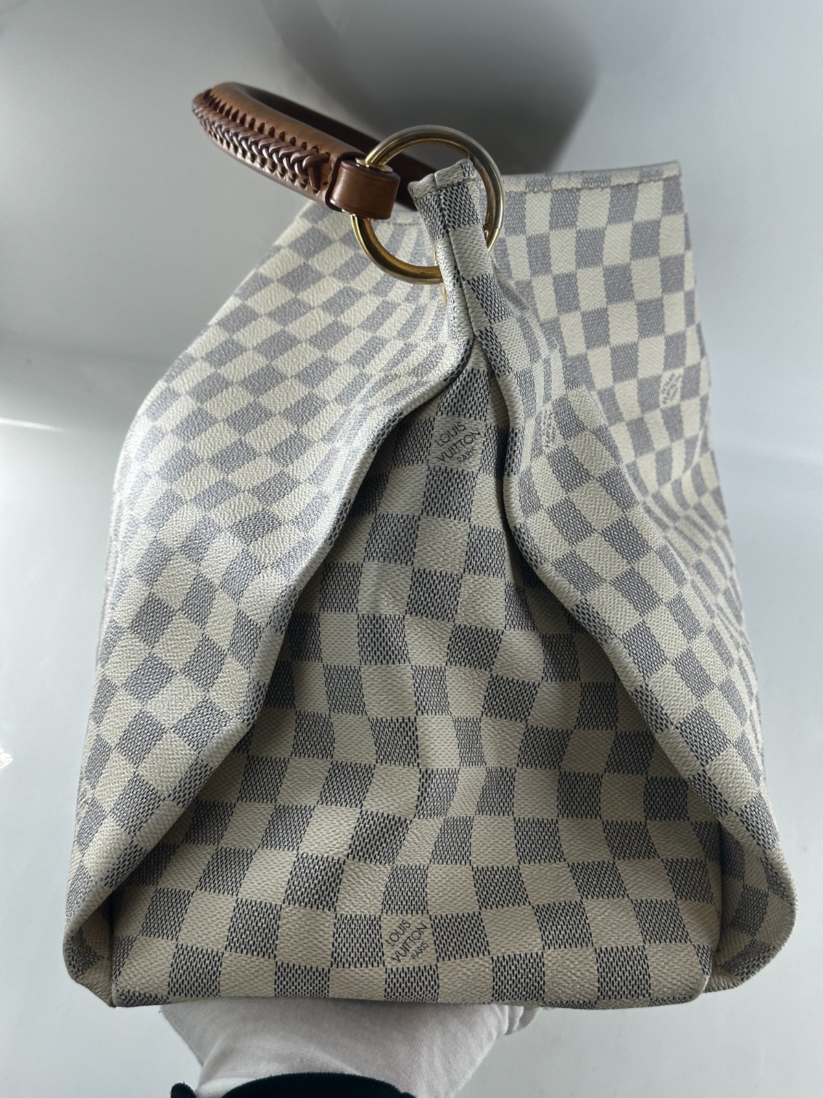 Louis Vuitton Damier Azur Artsy MM Handbag