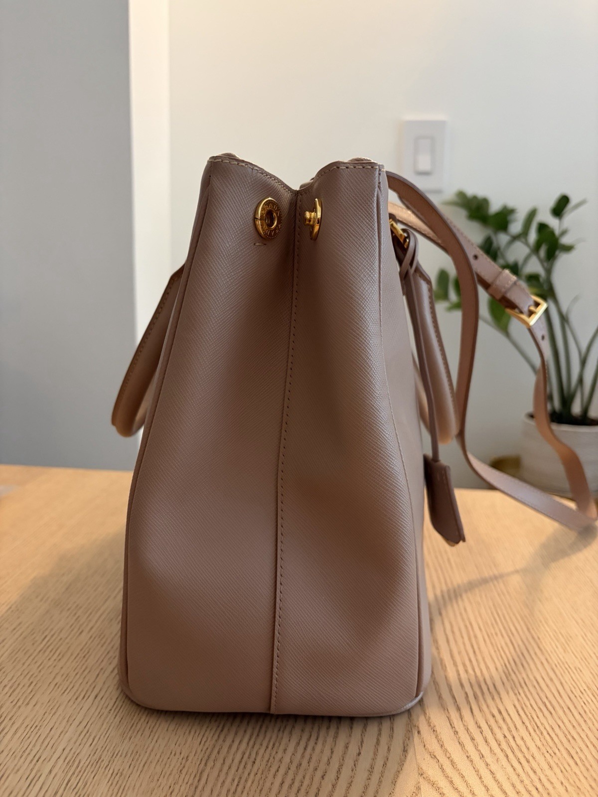 PRADA Galleria Saffiano Leather Bag Large Maeve Beige Gold Hardware