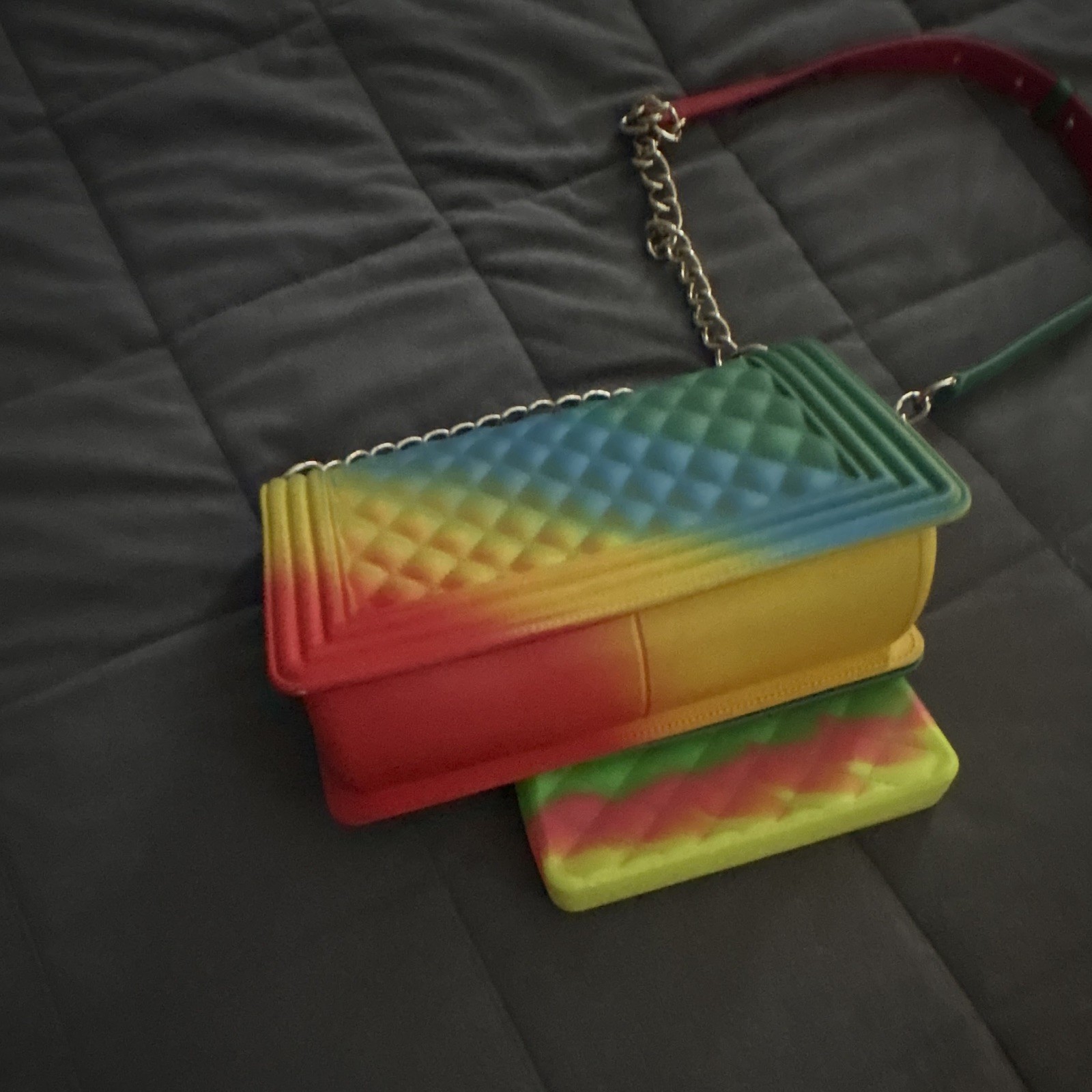 Rainbow Multicolor Quilted Shoulder Bag w/ Chain Strap Turn Lock & Coin Purse