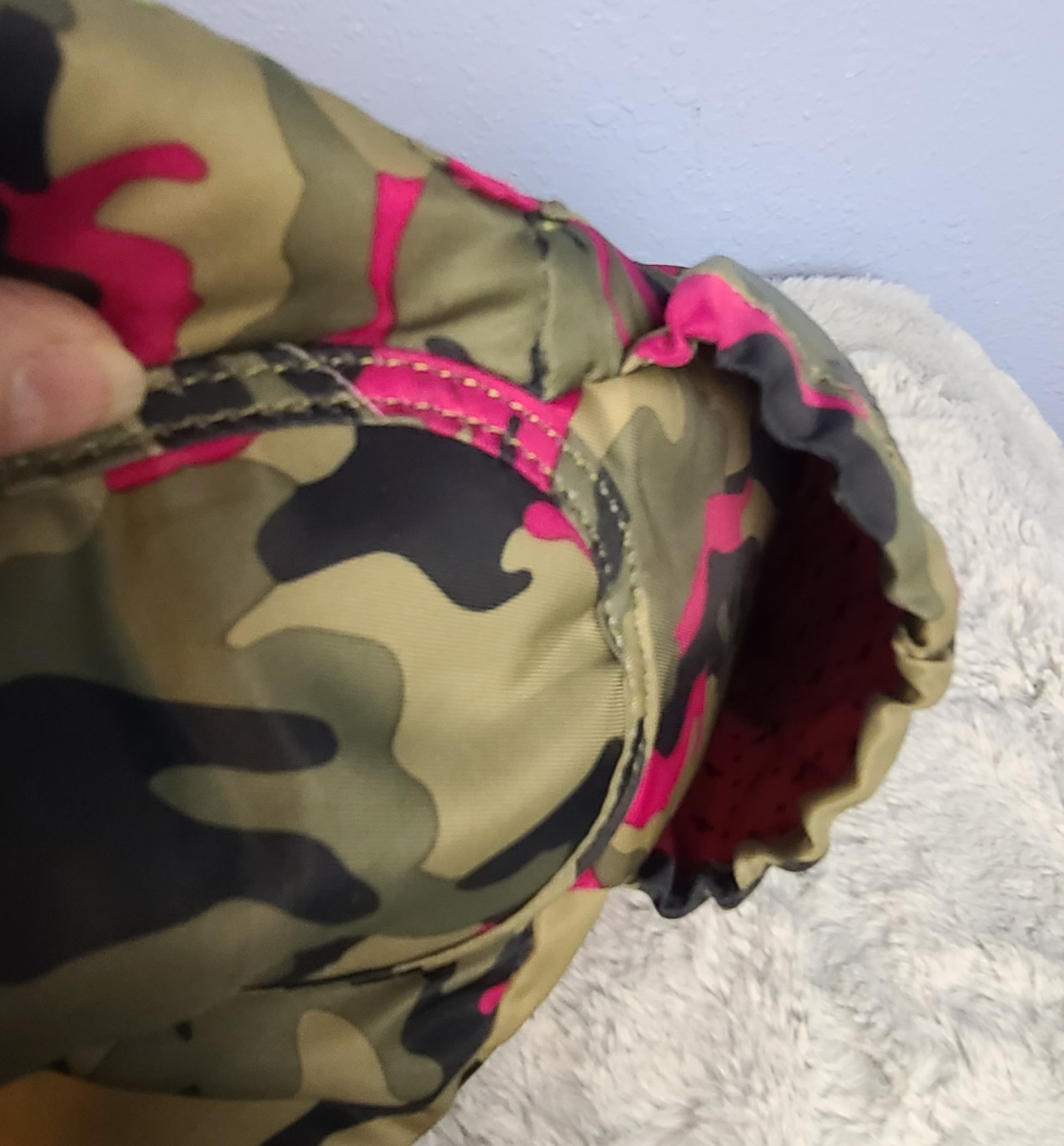 Lug Camper Purse/bag, Camo Green And Pink. Lots Of Pockets, Adjustable Strap