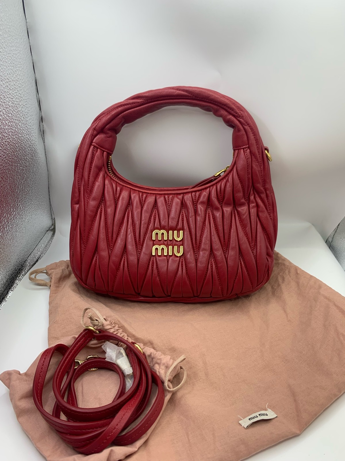 Miu Miu Pre-Owned Authentic Underarm Bag Red Free Tracked Shipping