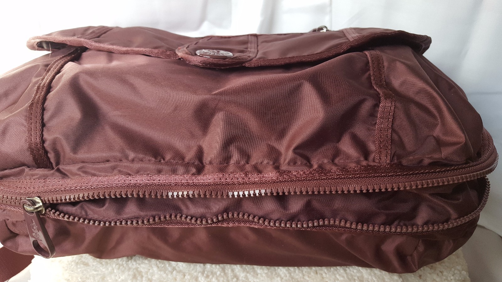 Kipling Large Shoulder/Overnight Bag Tea berry W. Plastic Monkey Face Key Chain