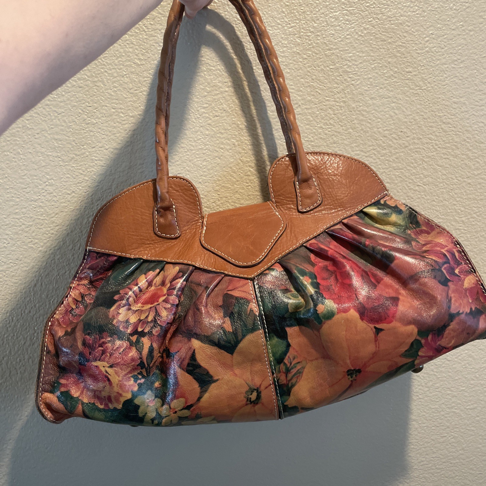 PATRICIA NASH Floral Print Leather Bag,. Beautiful, Supple Large Shoulder Straps