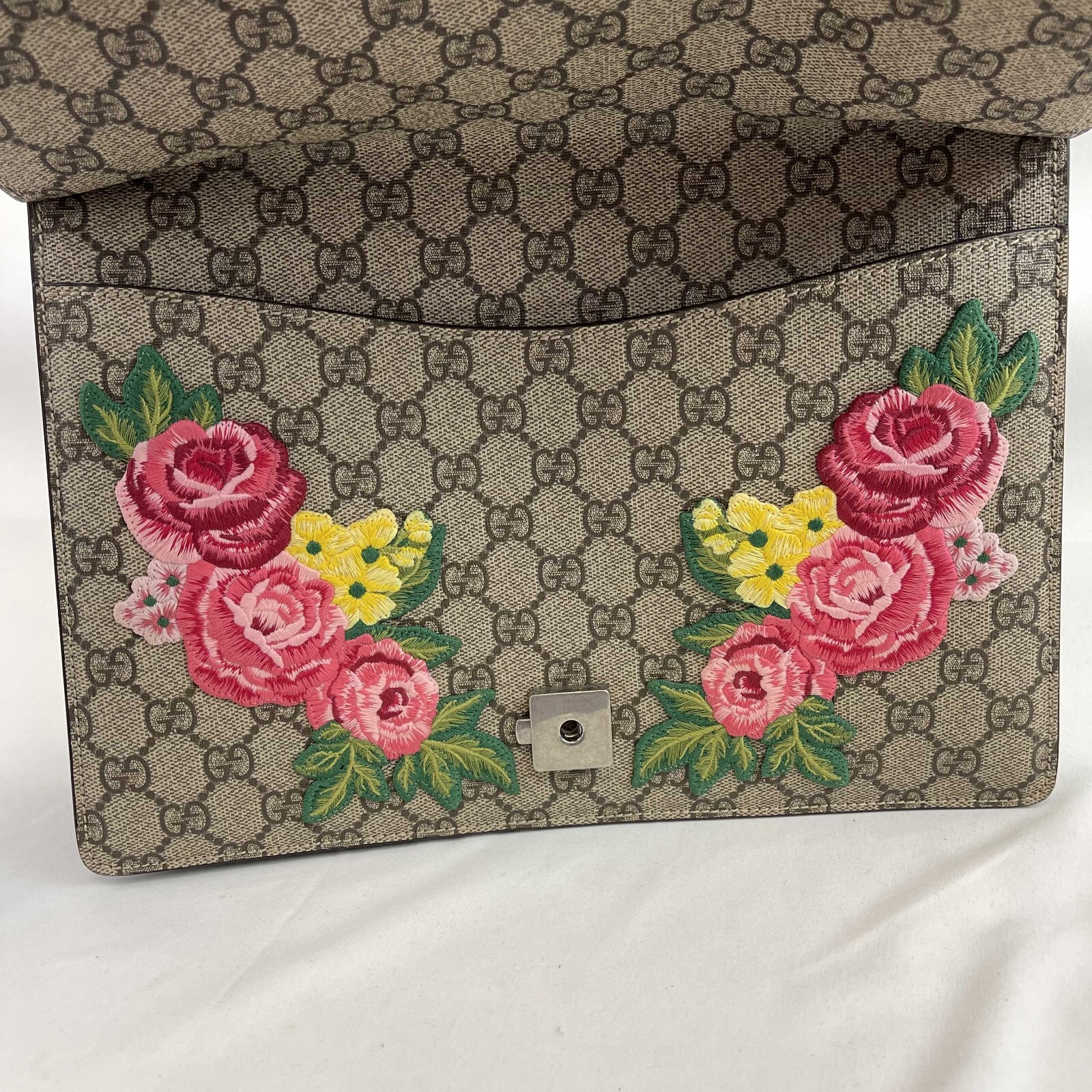 Gucci – GG Supreme Monogram Embroidered Medium Dionysus Shoulder Bag