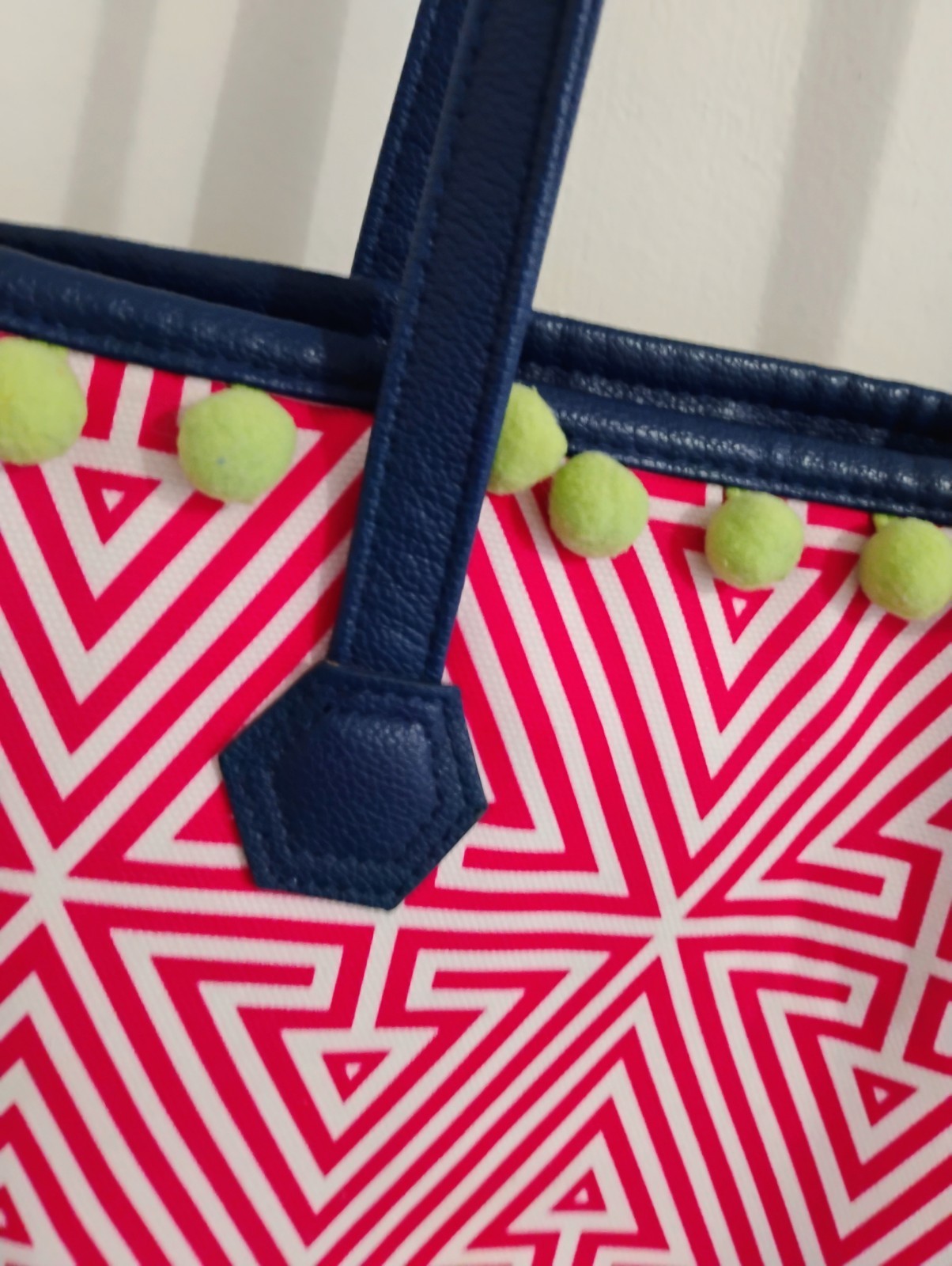 Clinique + Jonathan Adler Large Tote Bag W/Poms Poms Pink White Blue 17×15 READ