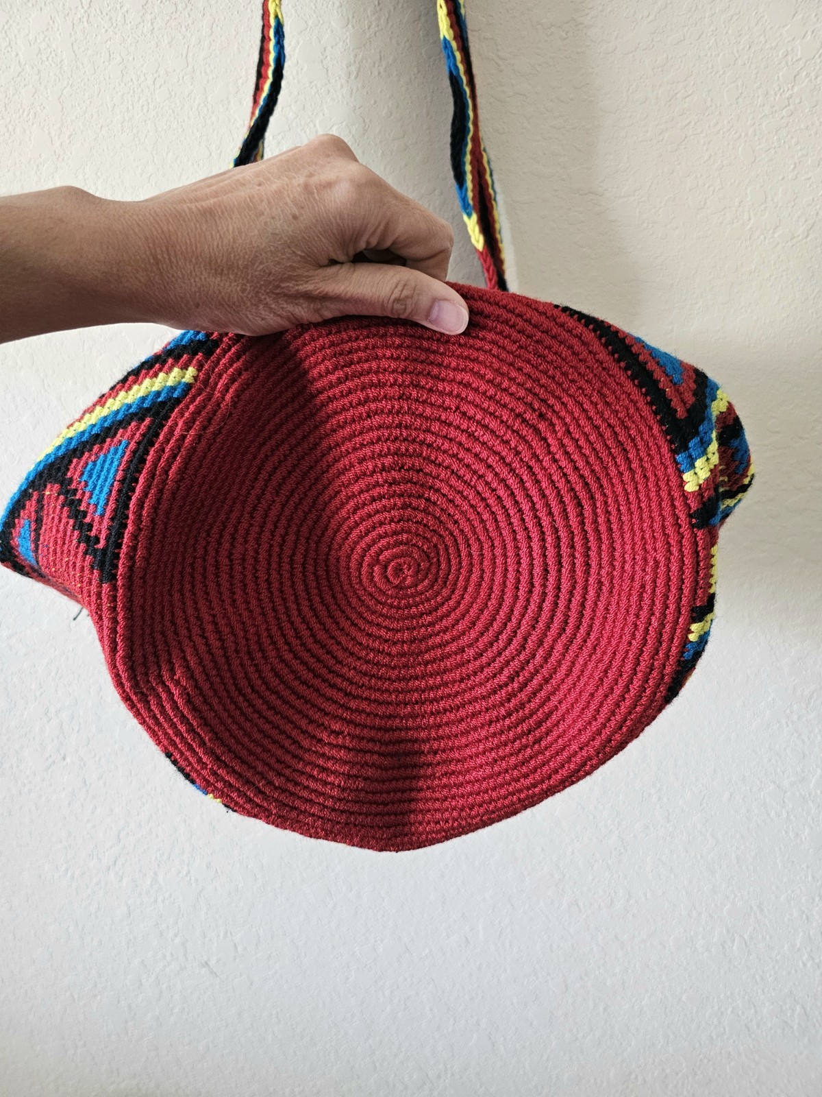 Authentic Handwoven Colombian Wayuu Mochila Bucket Bag – Boho Crossbody