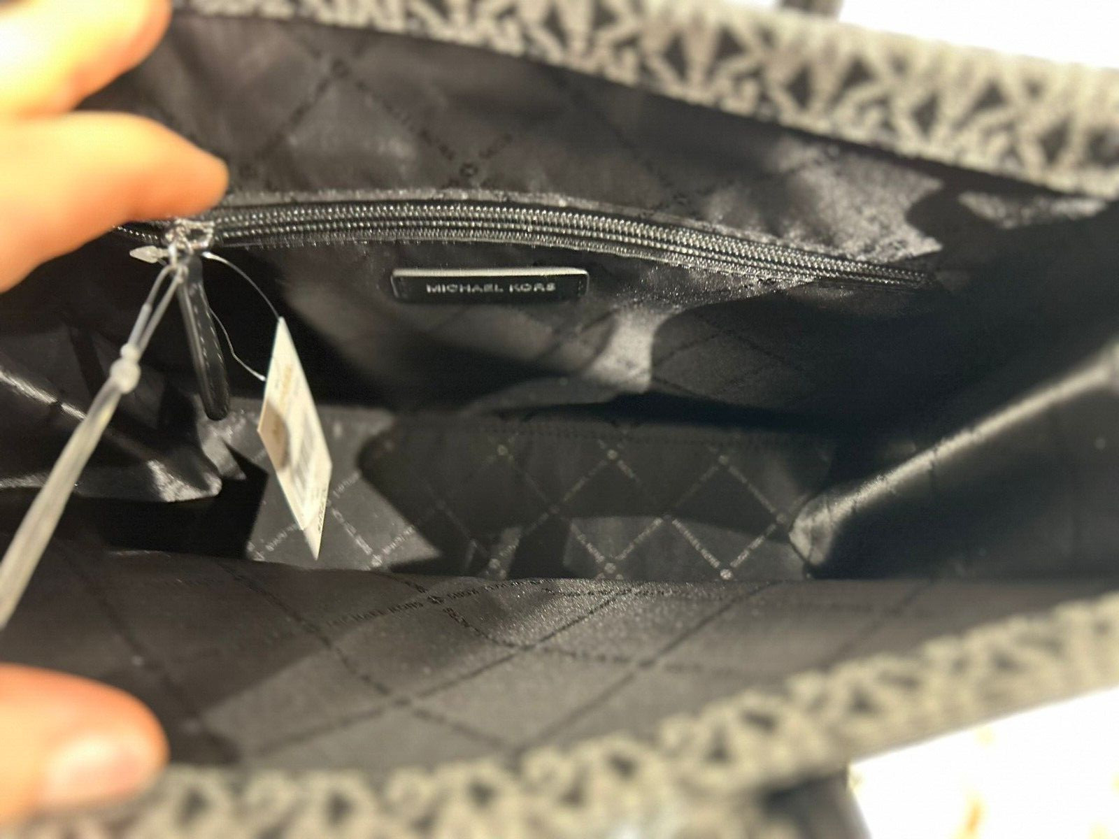Michael Kors Mirella Medium East West Style Tote Bag & Double Zip Wallet (Black)