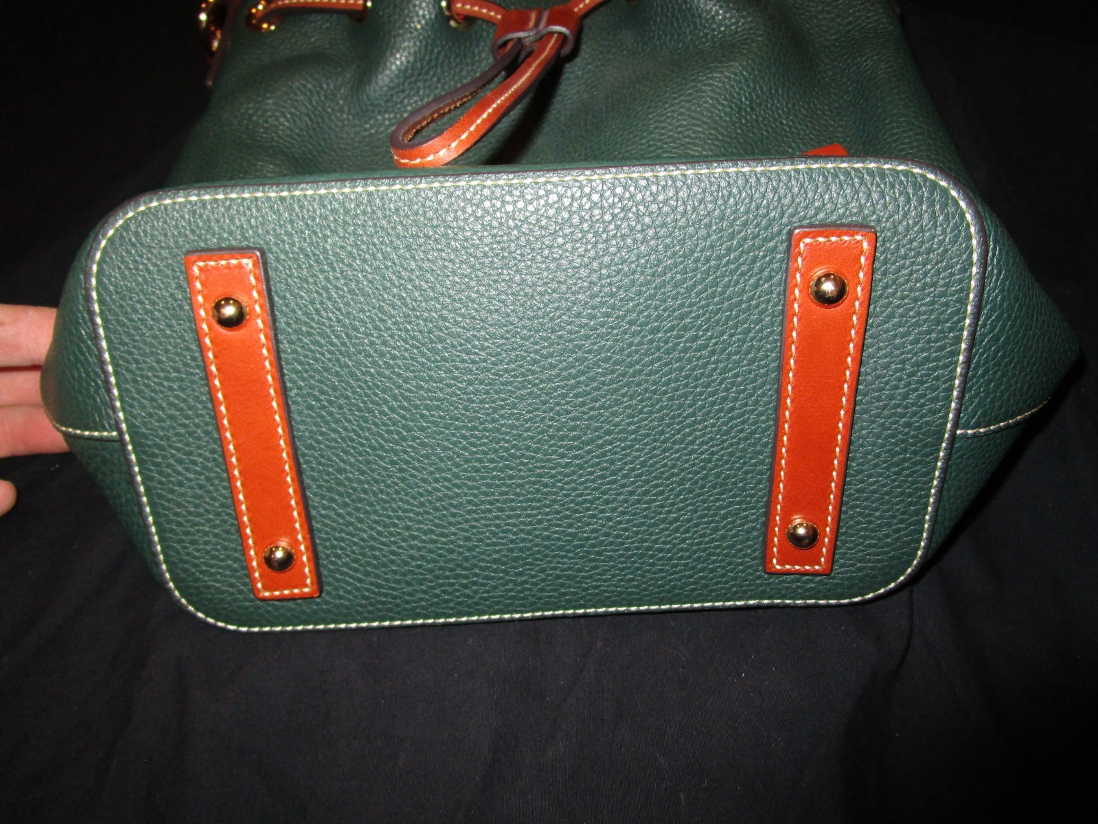 Dooney Bourke Handbag Pebble Grain Drawstring Bucket Bag Great Condition Green