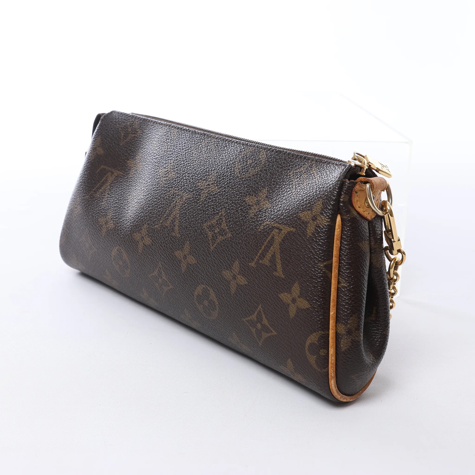 Louis Vuitton Eva Monogram Canvas Handbag in Brown M95567