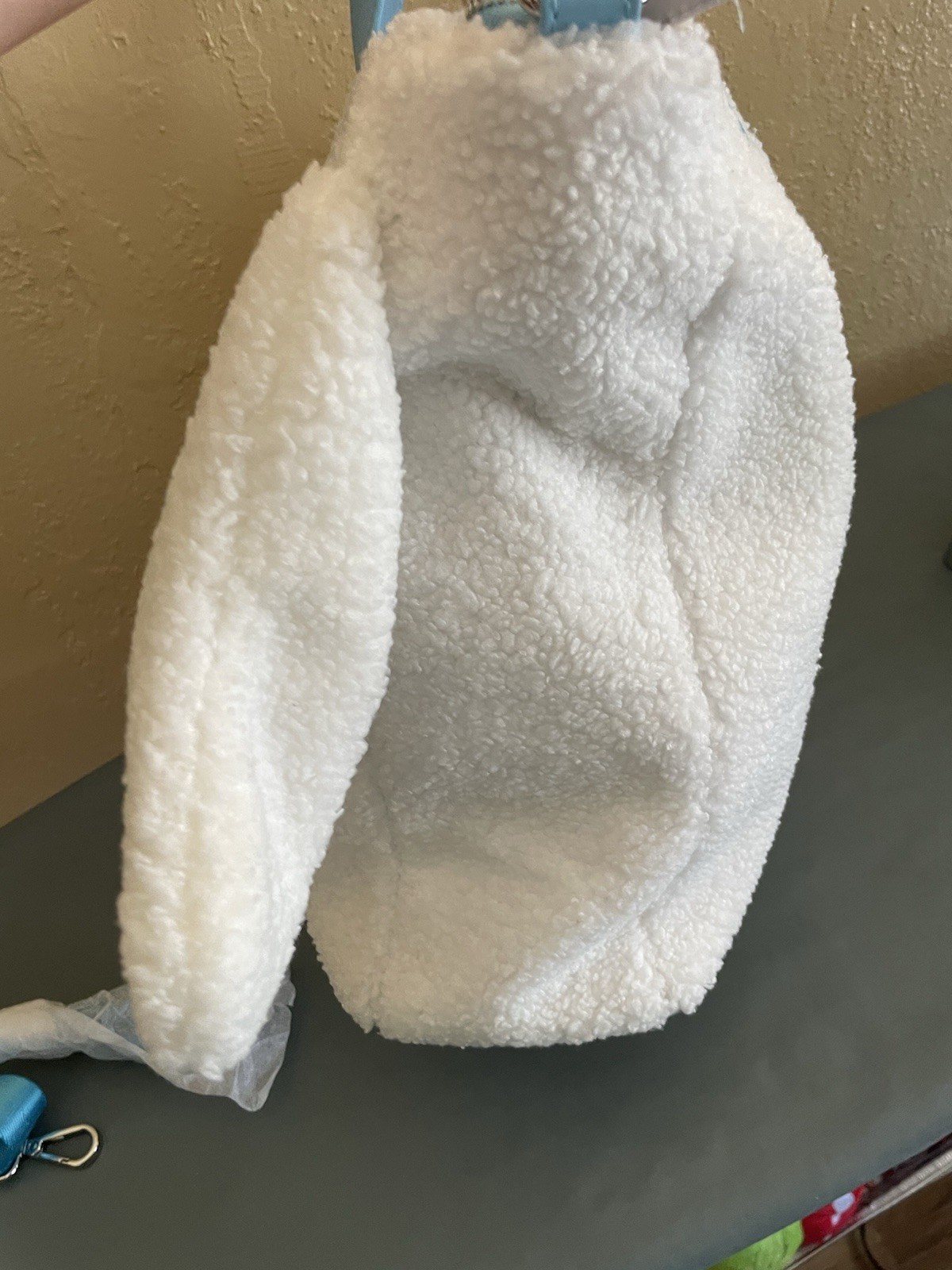 Loungefly Cinnamoroll Sherpa Tote Bag With Coin Purse