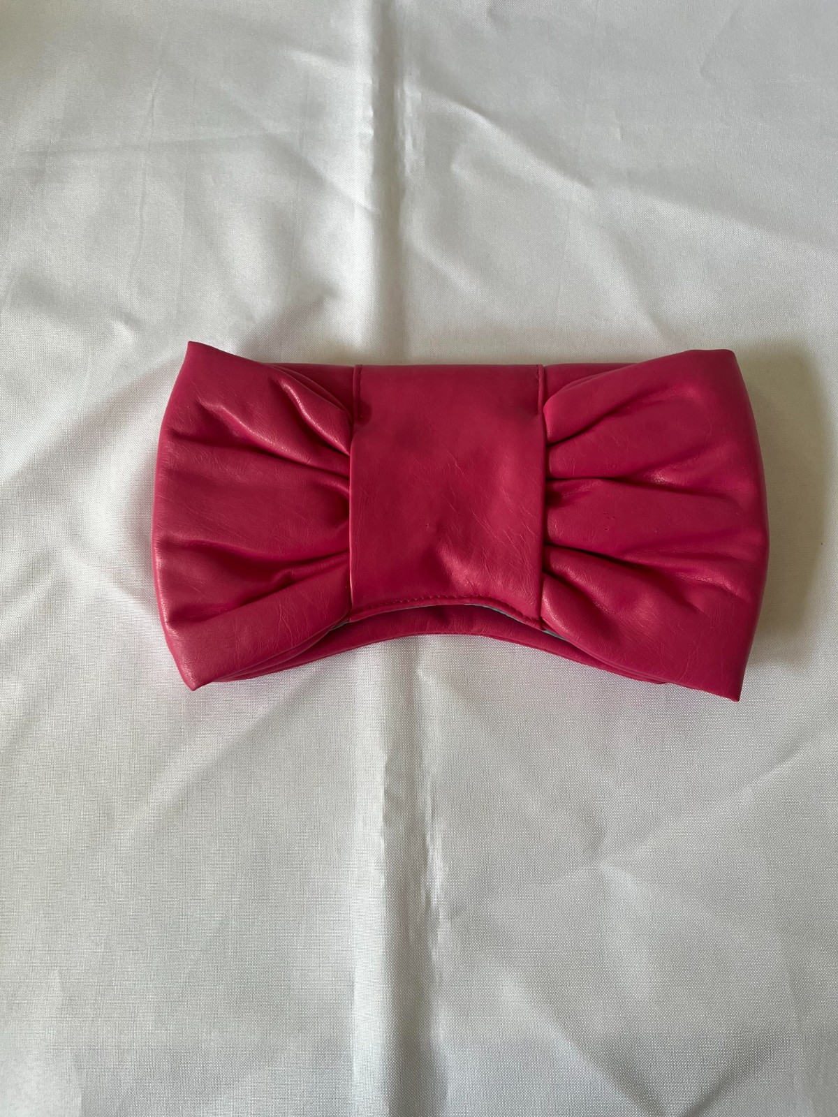 Moschino Whimsical clutch purse reminiscent, hot pink w/aqua lining