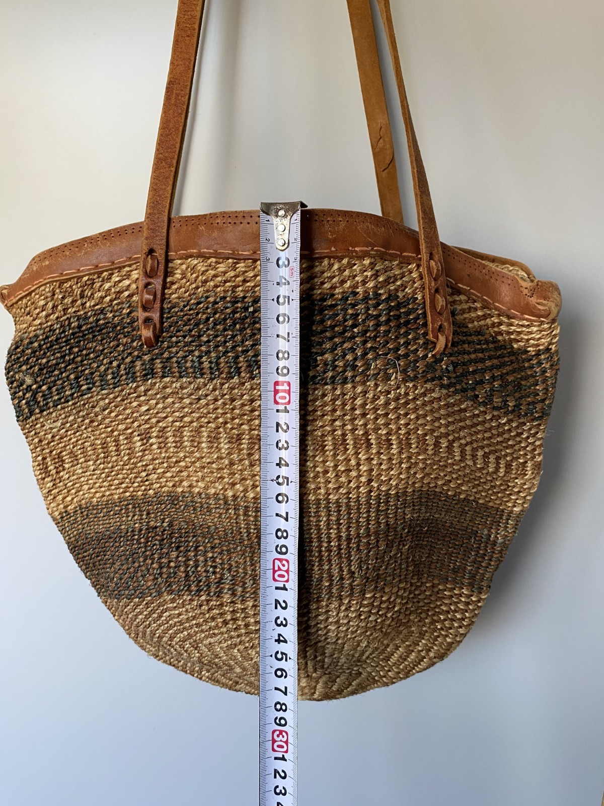 Vintage Handwoven Sisal African Market Bag Woven Straw Basket Tote