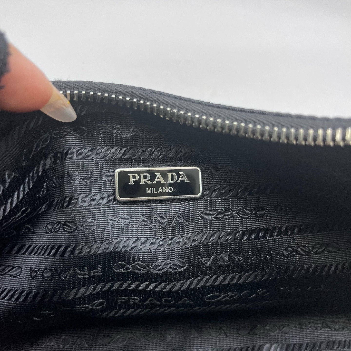 Prada Re-Edition 2005 Hobo Normal Black Re-Nylon Underarm/Crossbody Duty Paid