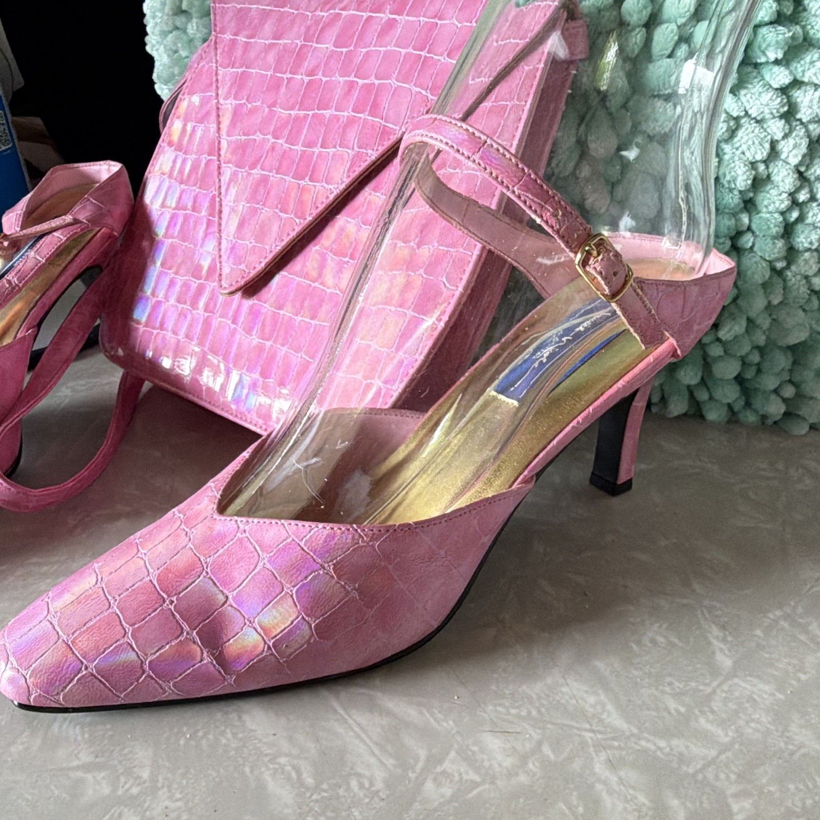 Pink Iridescent Embossed Shoulder Bag with matching shoes