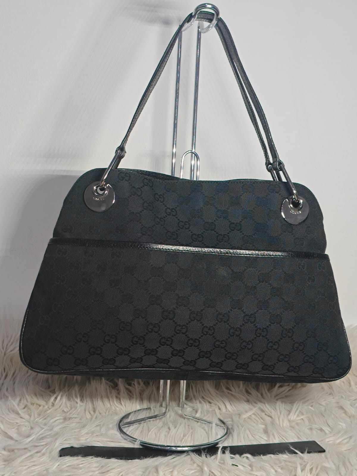 Authentic GUCCI GG Canvas Shoulder Bag Black Medium Large Handbag 121023 Italy