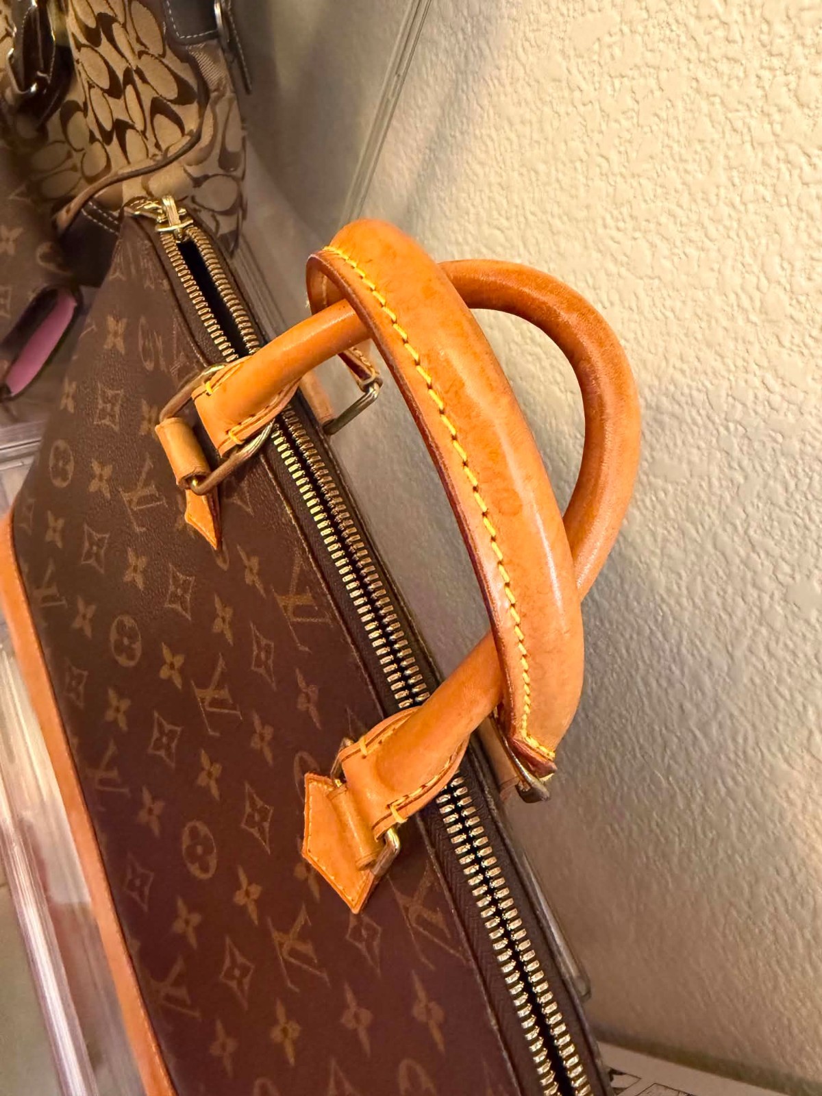 Auth Louis Vuitton Monogram Alma PM Handbag W/Dustbag