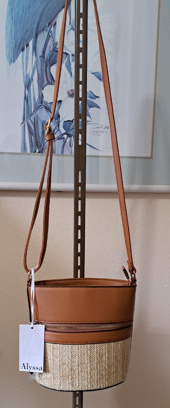 Alyssa Los Angeles New York Crossbody Handbags Purse Brown With Shoulder Strap