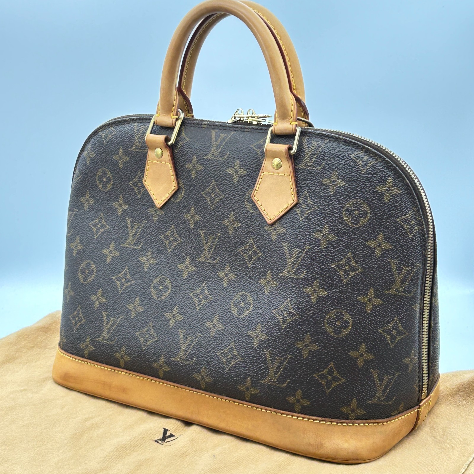 Louis Vuitton Alma PM Monogram Canvas Handbag Purse LV Japan #297