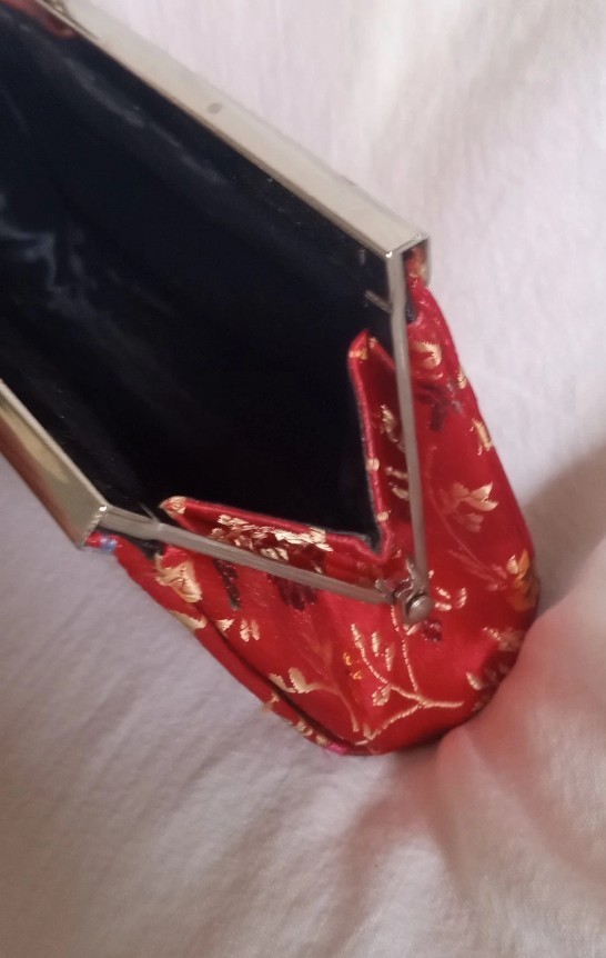 Red And Gold Ladies Floral Pattern Clutch Wallet. Fashion. Purses. KLT..