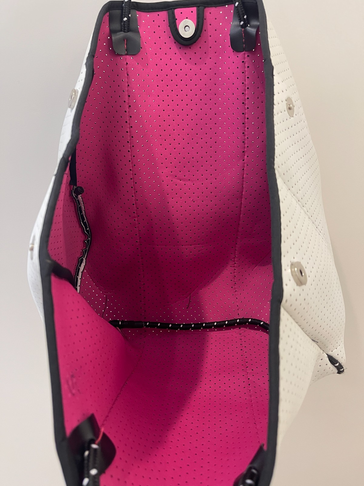 Parker & Hyde Grayson Riot Neoprene White Tote Bag