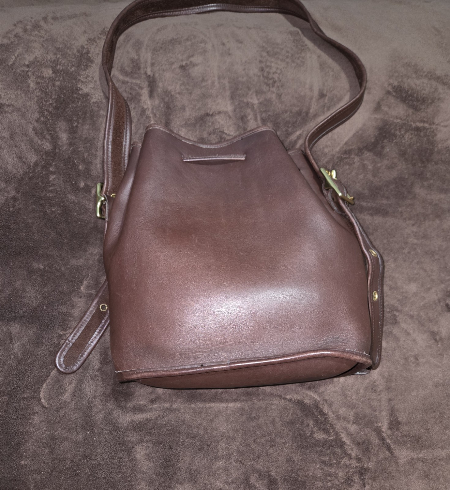 Vintage Coach Lula 9952 Chocolate Brown Leather Drawstring Bucket Bag