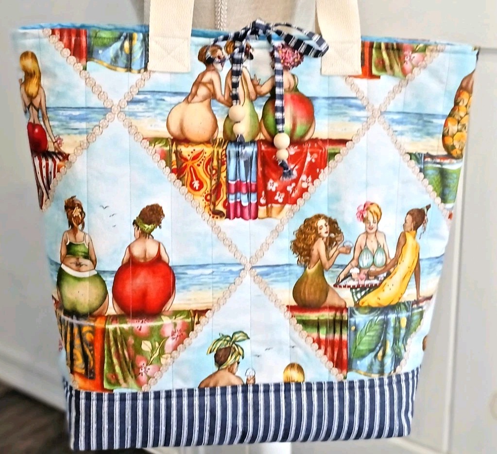 Lg. Quilted Tote Bag, Shoulder Bag, Fruit Bottom Ladies, Summer Tote Bag