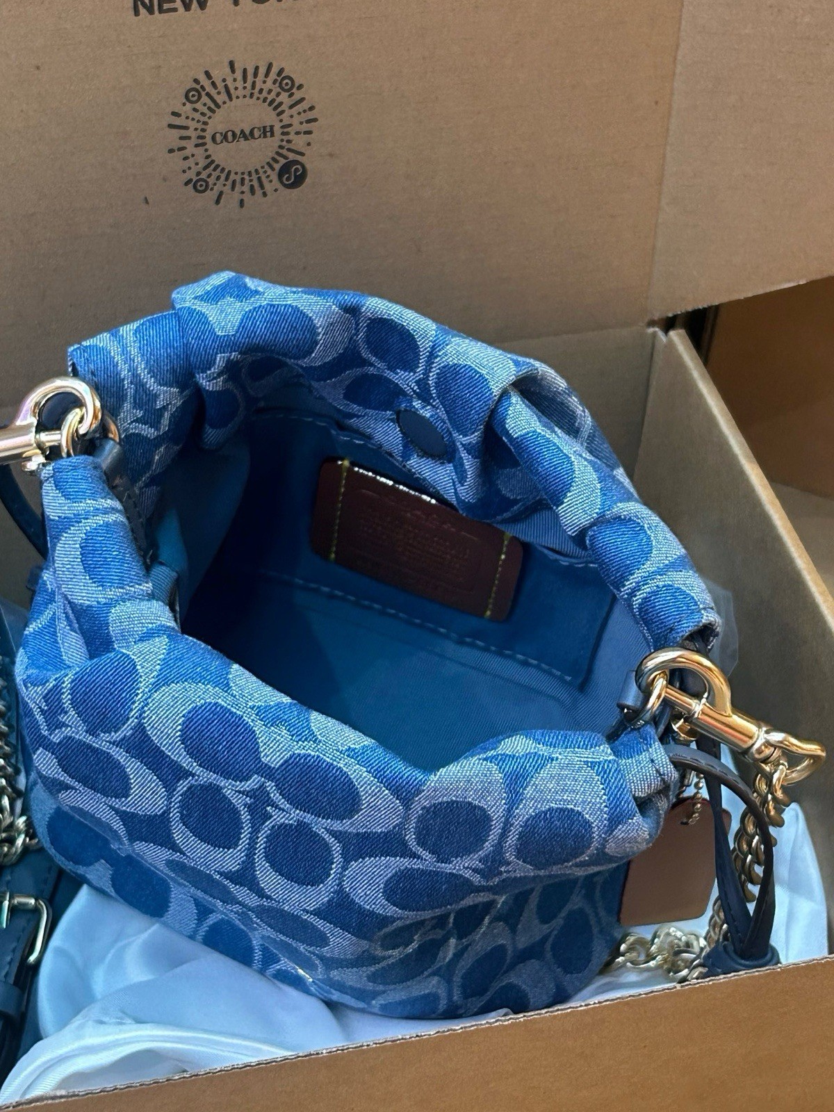 NeW Coach Faye Mini Drawstring Bag In Signature Denim CDE32 denim/Gold/Indigo w/
