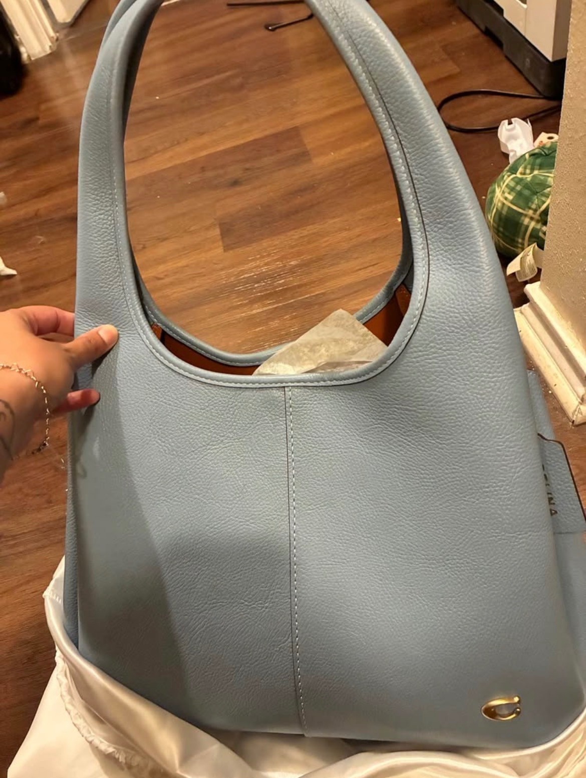✨ COACH Lana Large BLUEBELL Shoulder bag ✨