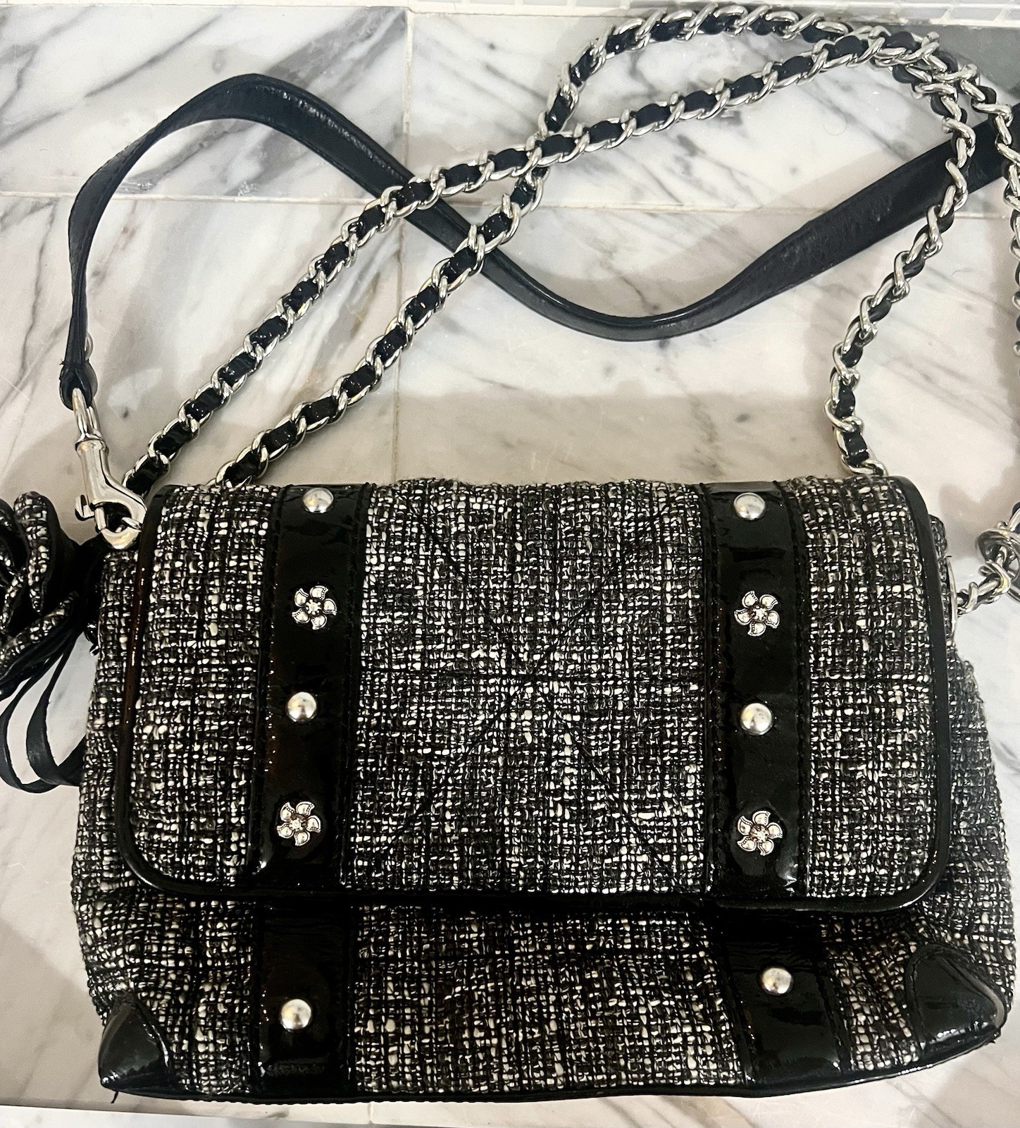 Brighton Black & Silver Tweed Studded Crossbody Chain Strap Floral Lining Charm