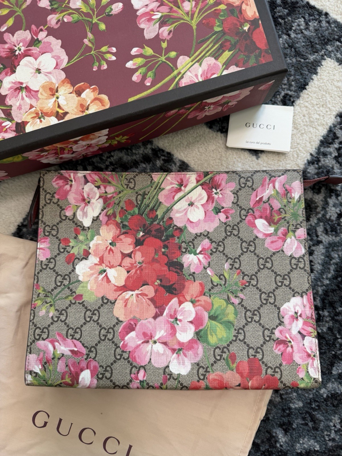 Gucci GG Supreme Monogram Blooms Large Cosmetic Case Beige Multicolor Dry Rose